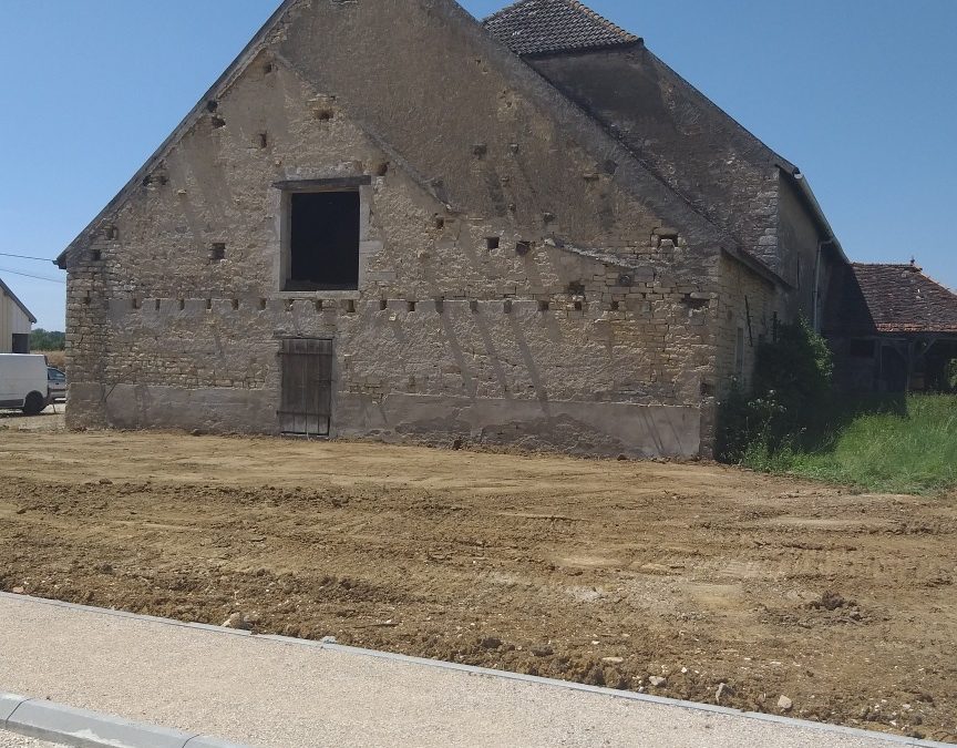 Terrains à bâtir à Savouges // Vendus