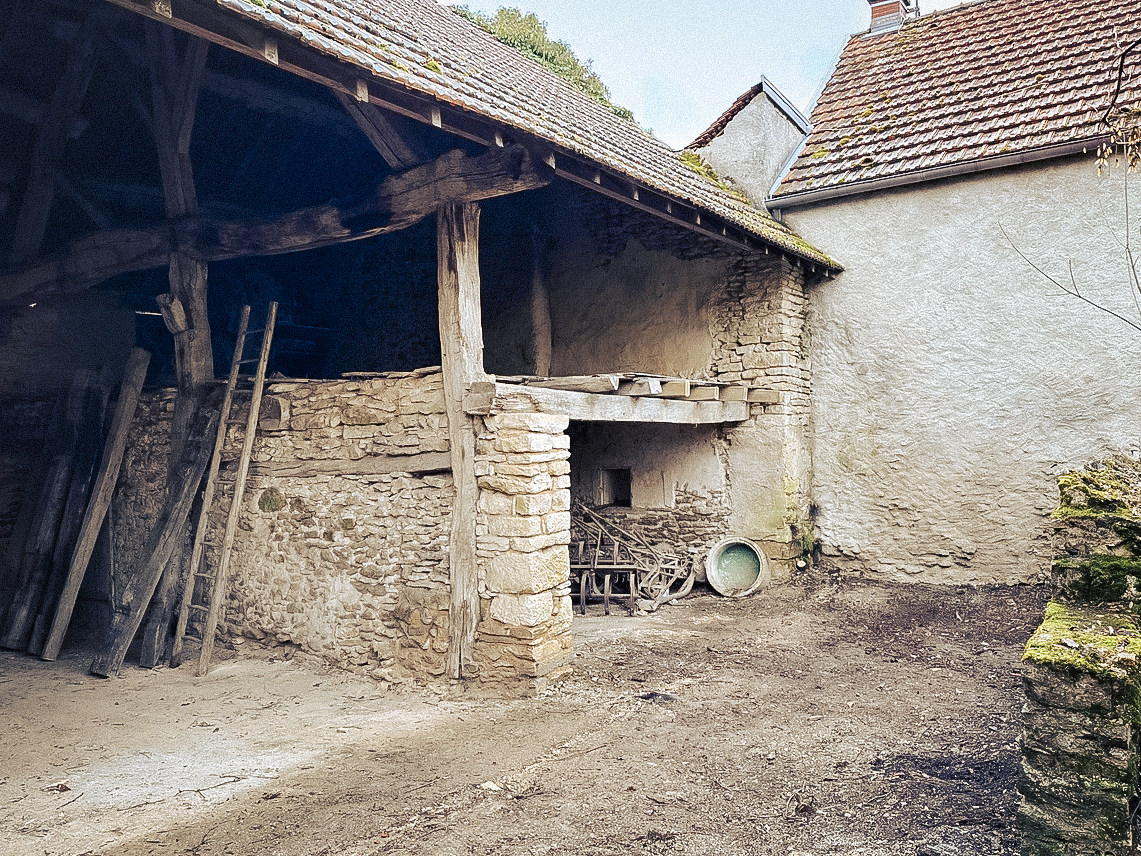 Grange charmante à Til Châtel au nord de Dijon